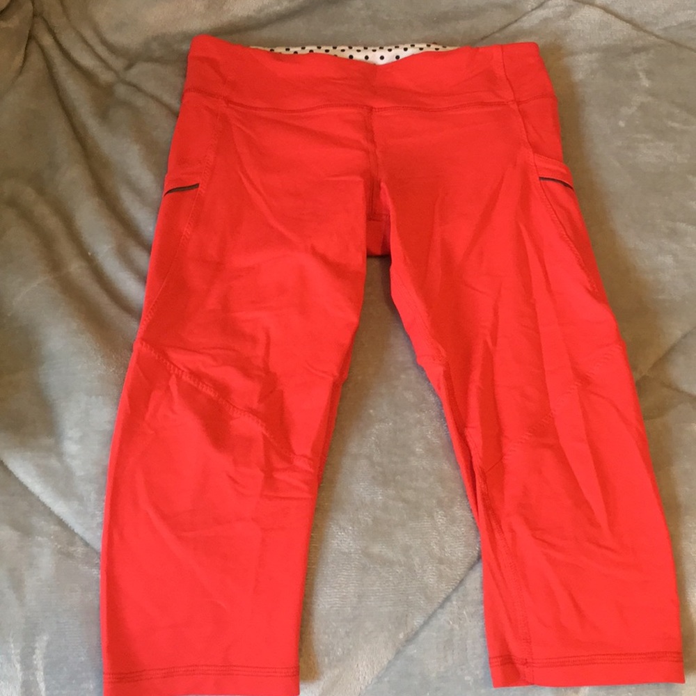 lululemon crop leggings red size 6